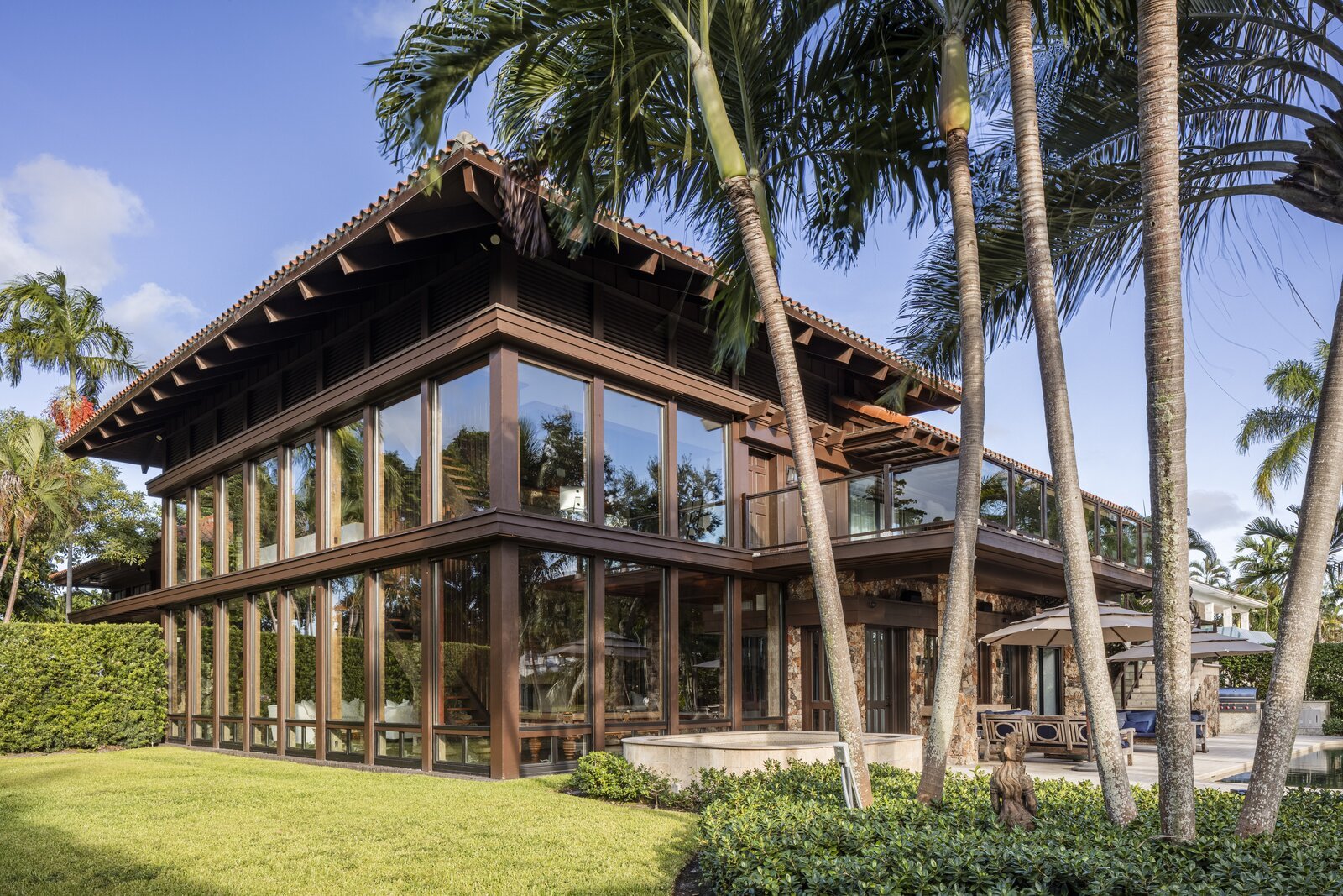 Casa Joe Jonas y Sophie Turner en Miami jardín