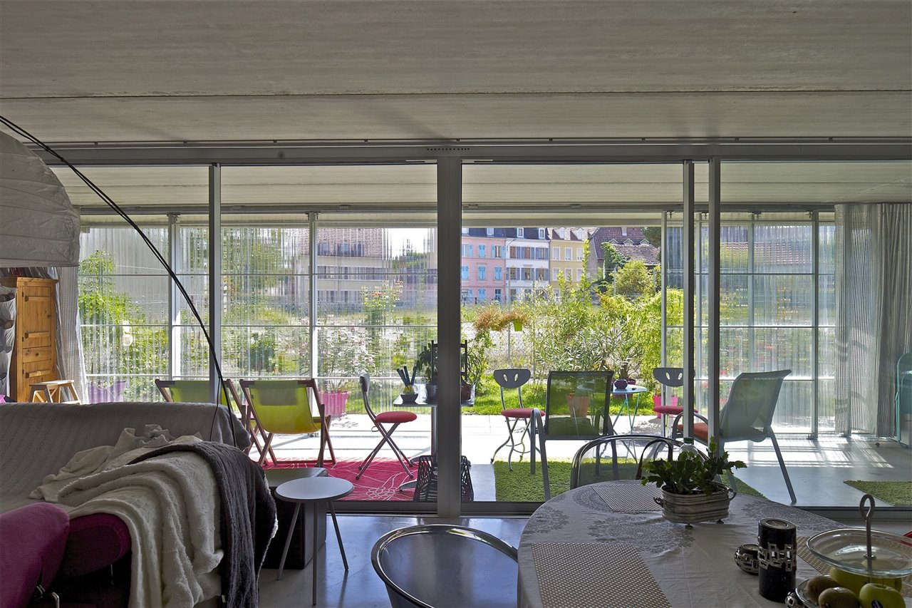 Los arquitectos llevan tres décadas construyendo tanto en Francia como en África.