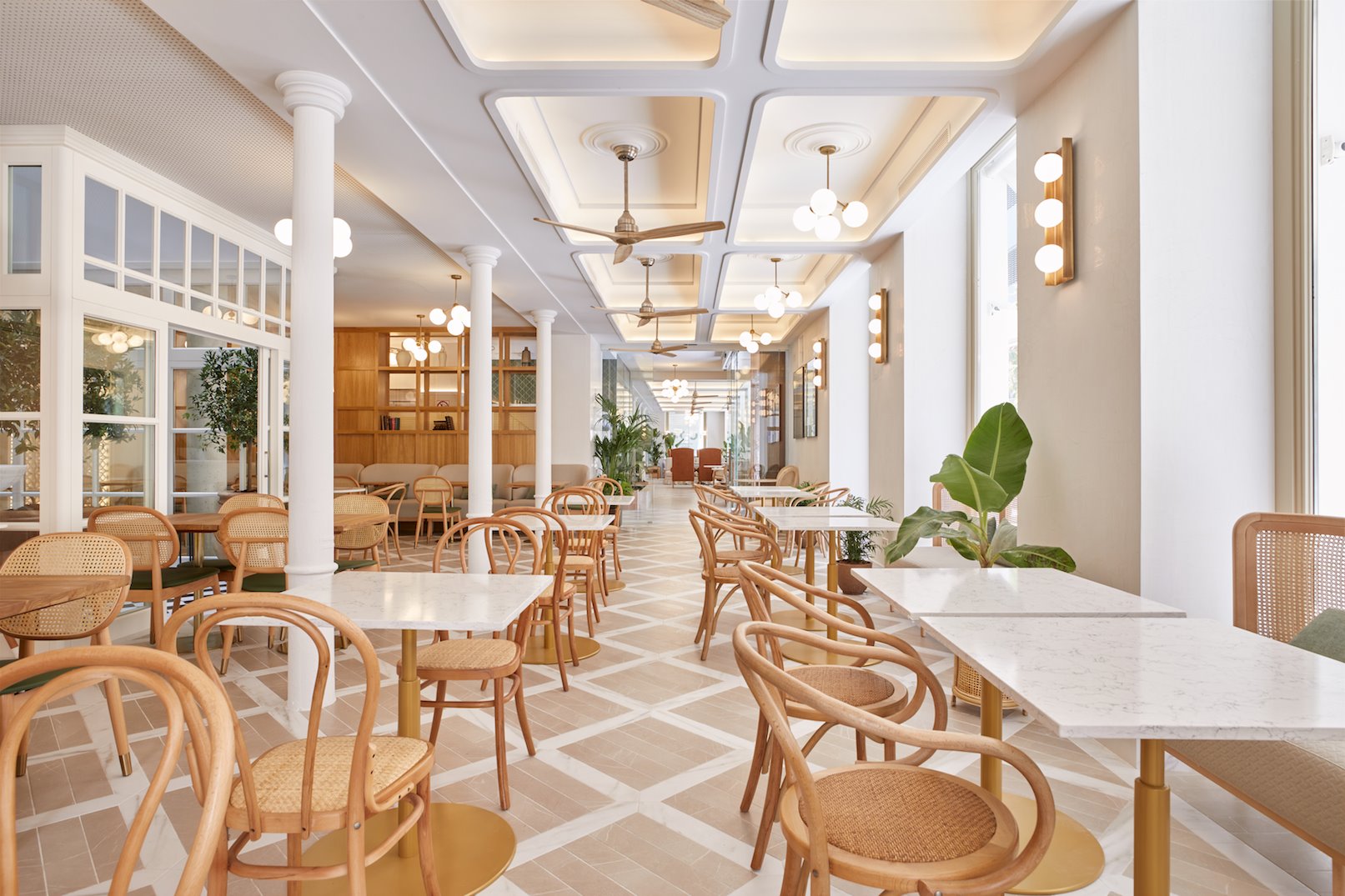 comedor hotel ICON MALABAR 24