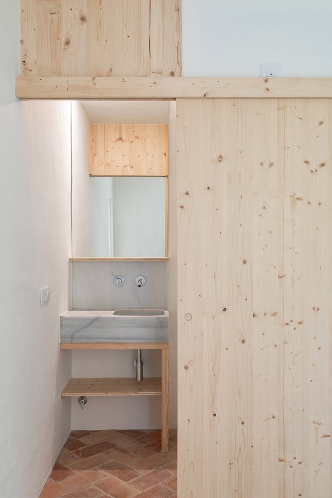 casa galeria taller darquitectura baño