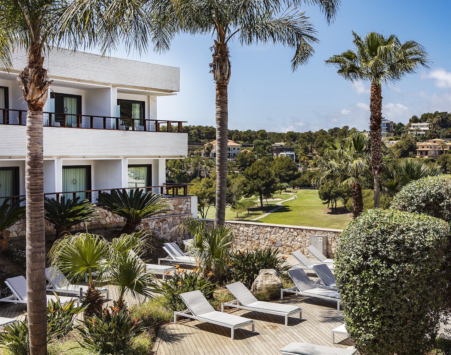 Hotel Dolce Sitges jardines