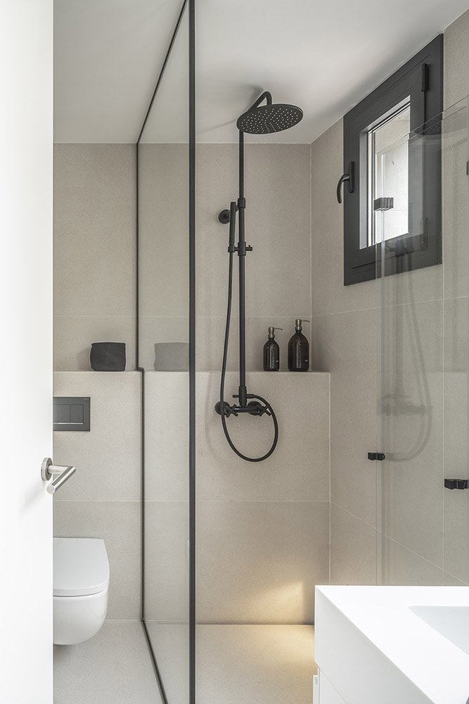 casa cápsula susanna cots baño