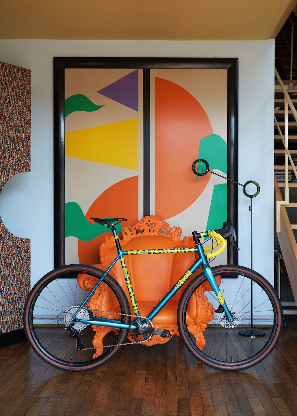 La bicicleta, en una edición limitada de 30 piezas numeradas y firmada por el maestro del diseño italiano Alessandro Mendini puede adquirirse en la web de Cinelli.