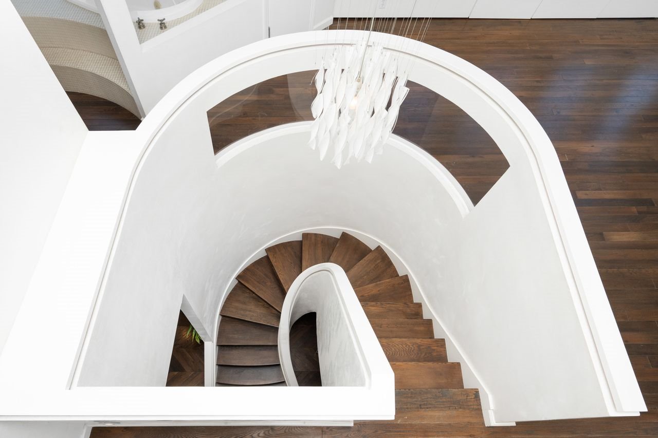 Apartamento en el que vivió Marilyn Monroe en West Hollywood escalera