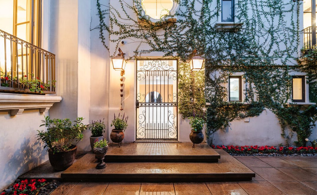 Casa de la cantante Camila Cabello entrada