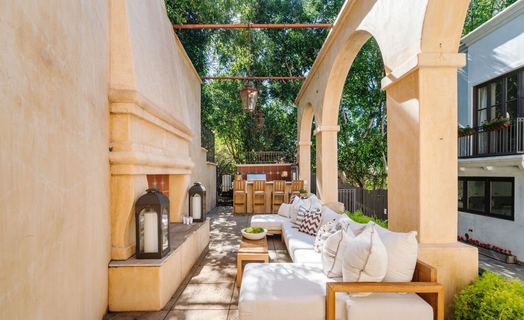 Casa de la cantante Camila Cabello terraza