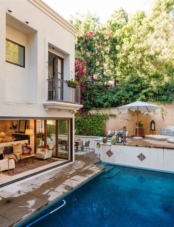Así es la romántica casa que Camila Cabello vende en Hollywood Hills