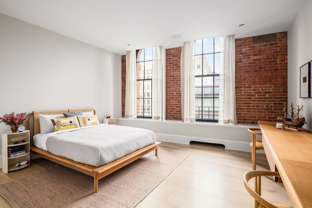 Piso duplex de la modelo Karlie Kloss y Josh Kushner en Manhattan dormitorio
