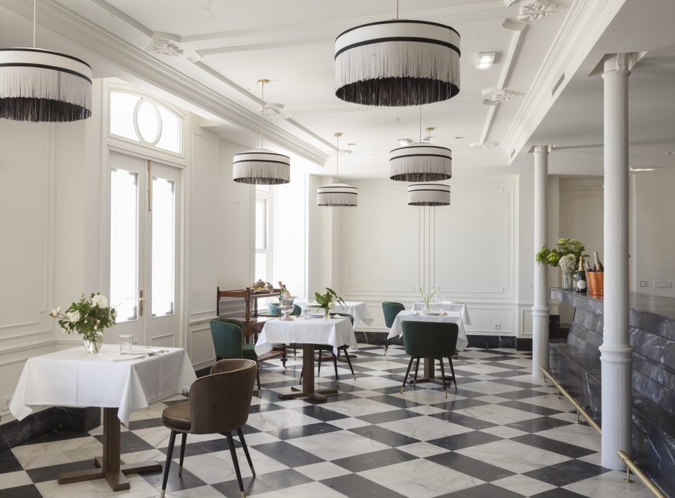 comedor hotel brillante