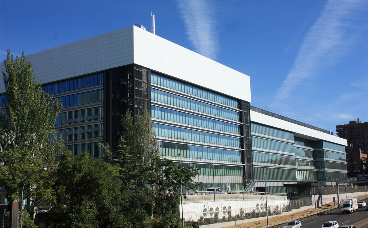 Edificio de oficinas Torre Rioja en Madrid, de Úrculo Ingenieros, ganador en la categoría de más de 200 kW.