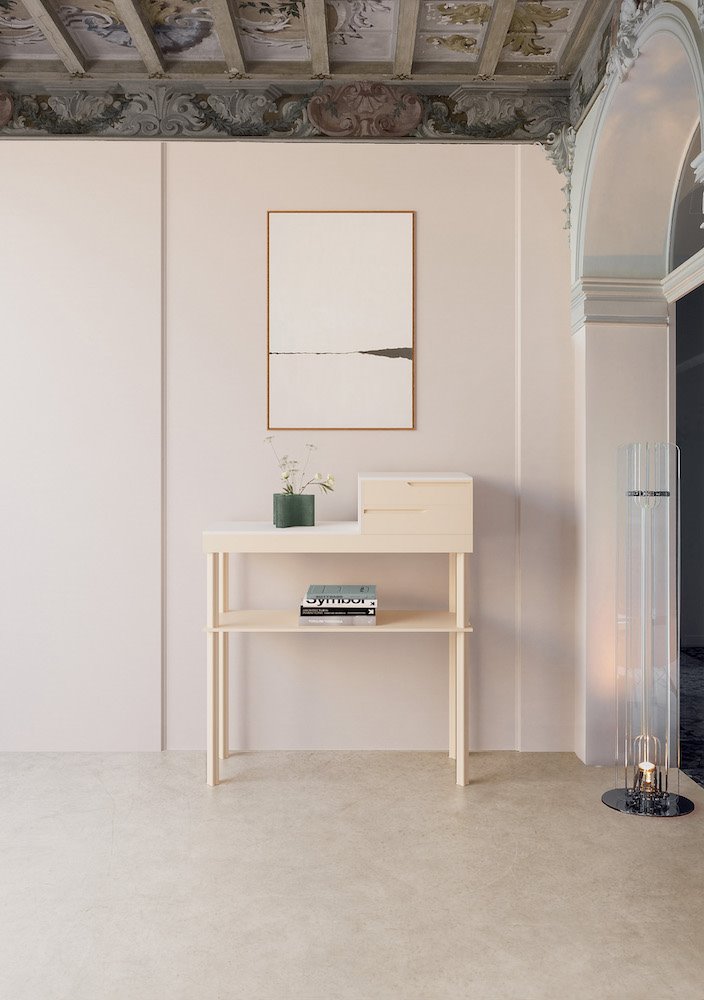 06 - lassic Pillar Console Cream Lacquer.