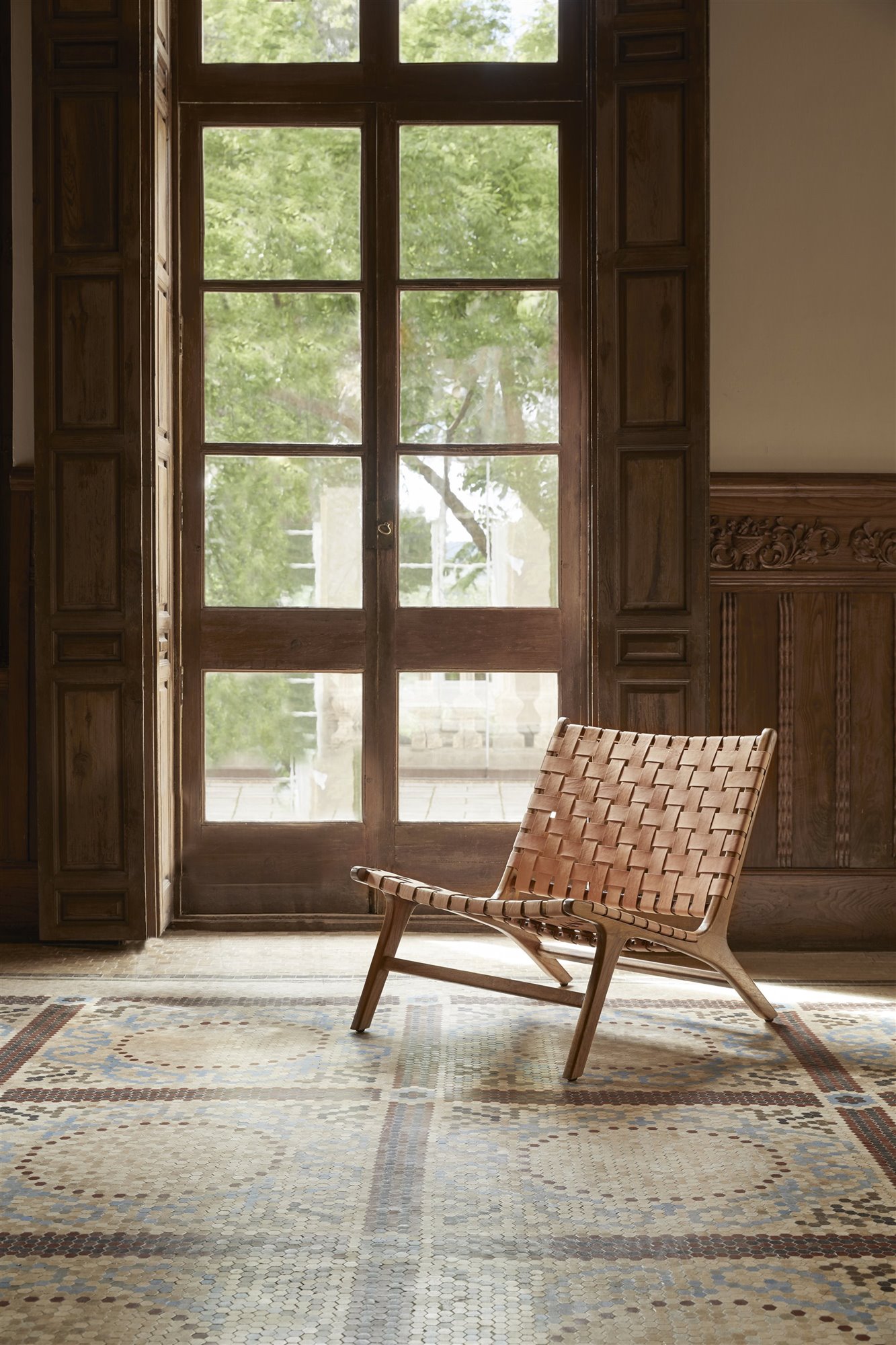 09 - Grace Lounge Chair