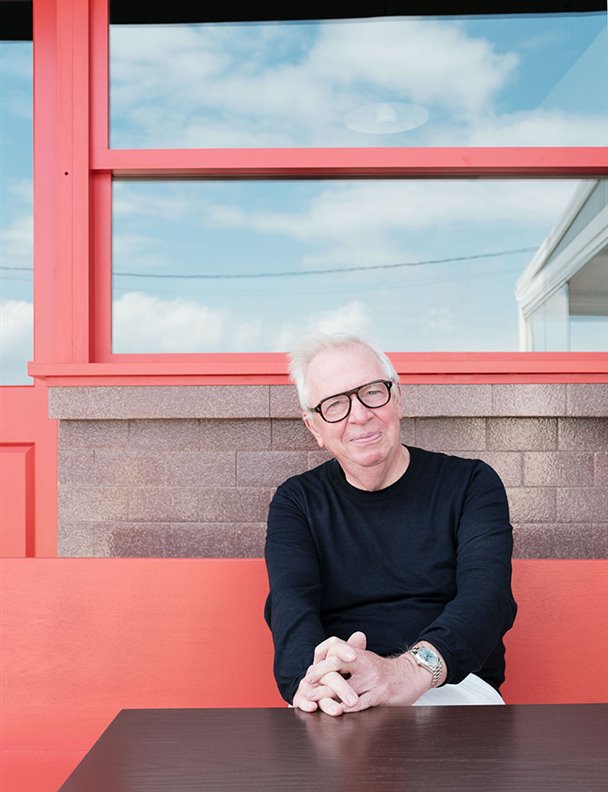 David Chipperfield diseña una colección de cerámica para Sargadelos