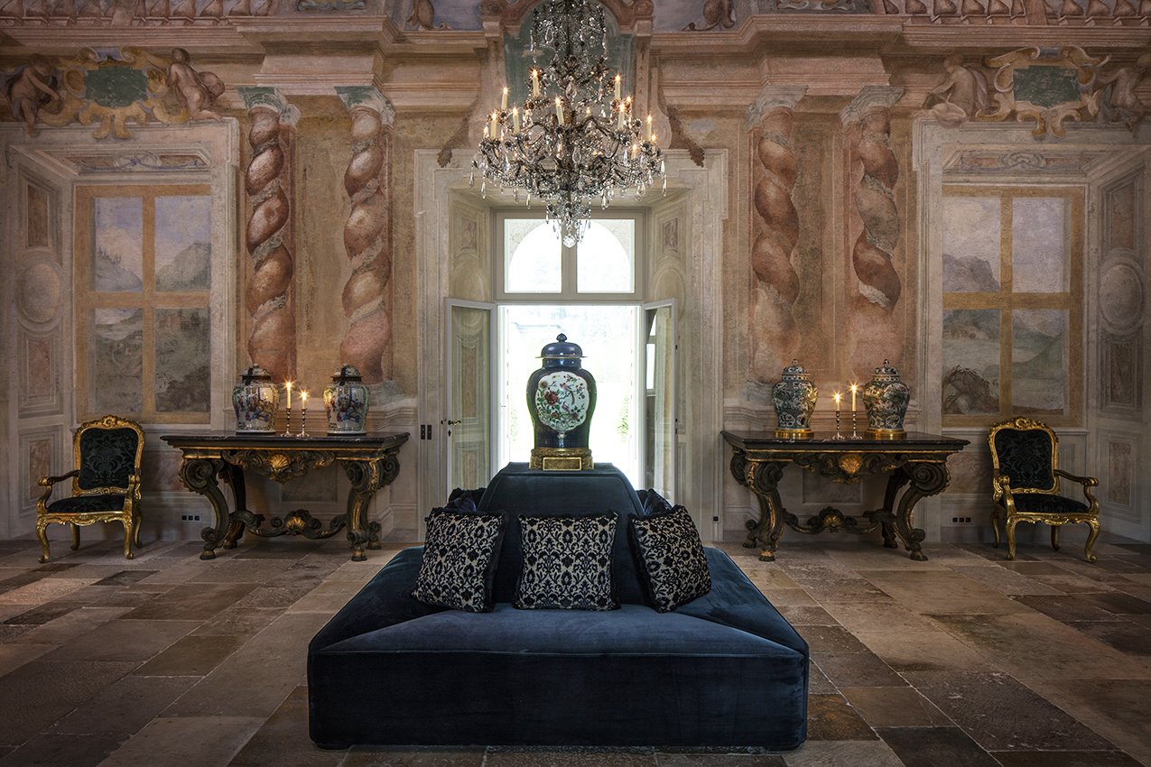 salón house of gucci