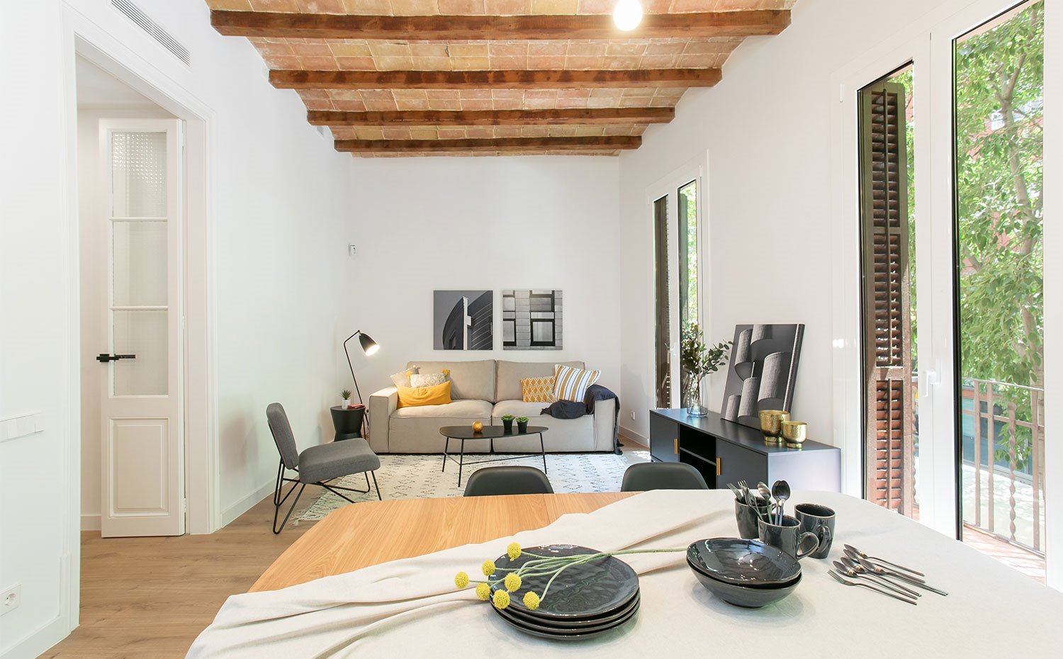 Casa reforma en Barcelona con elementos originales 8