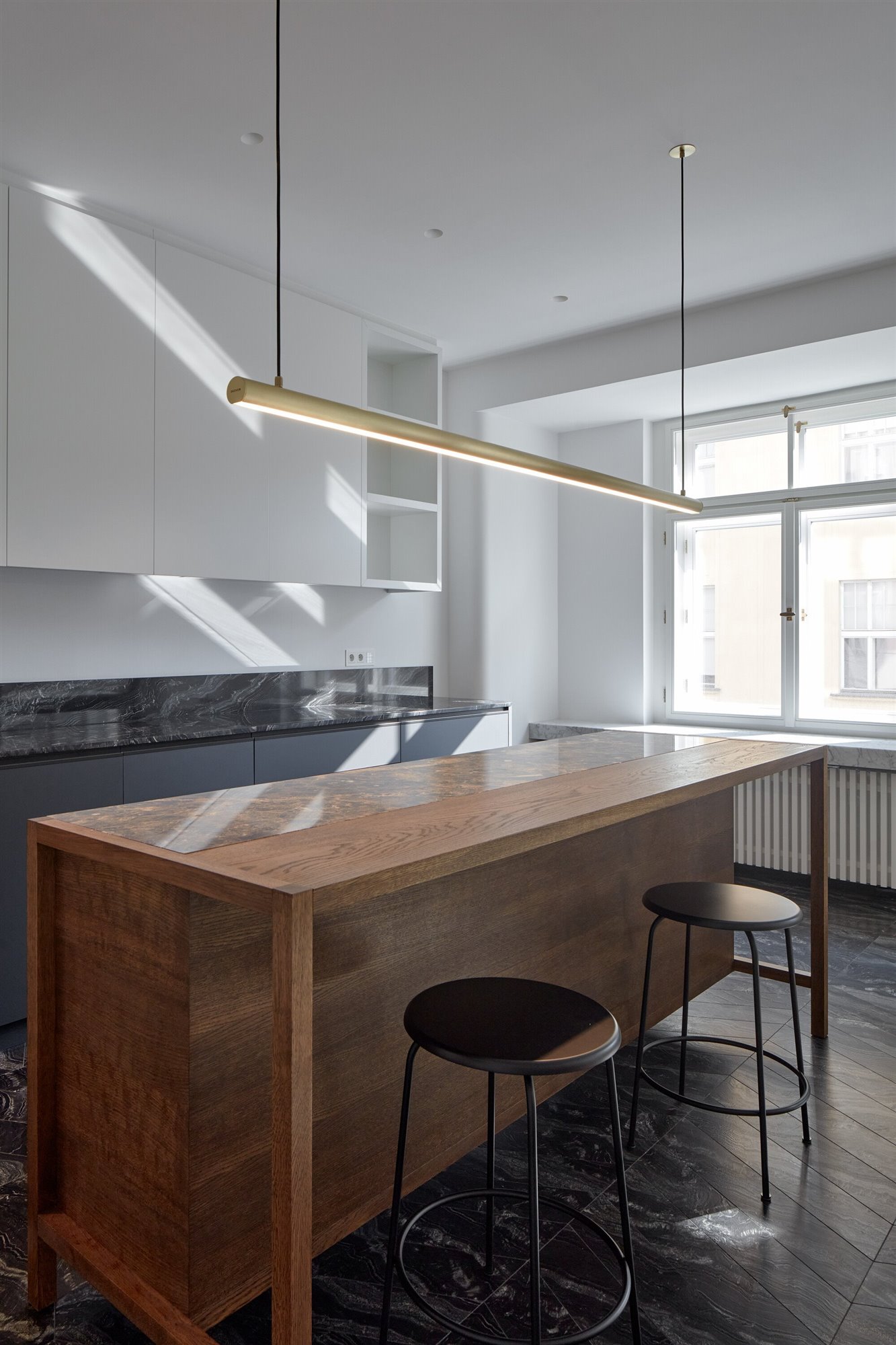 cocina con isla casa de praga