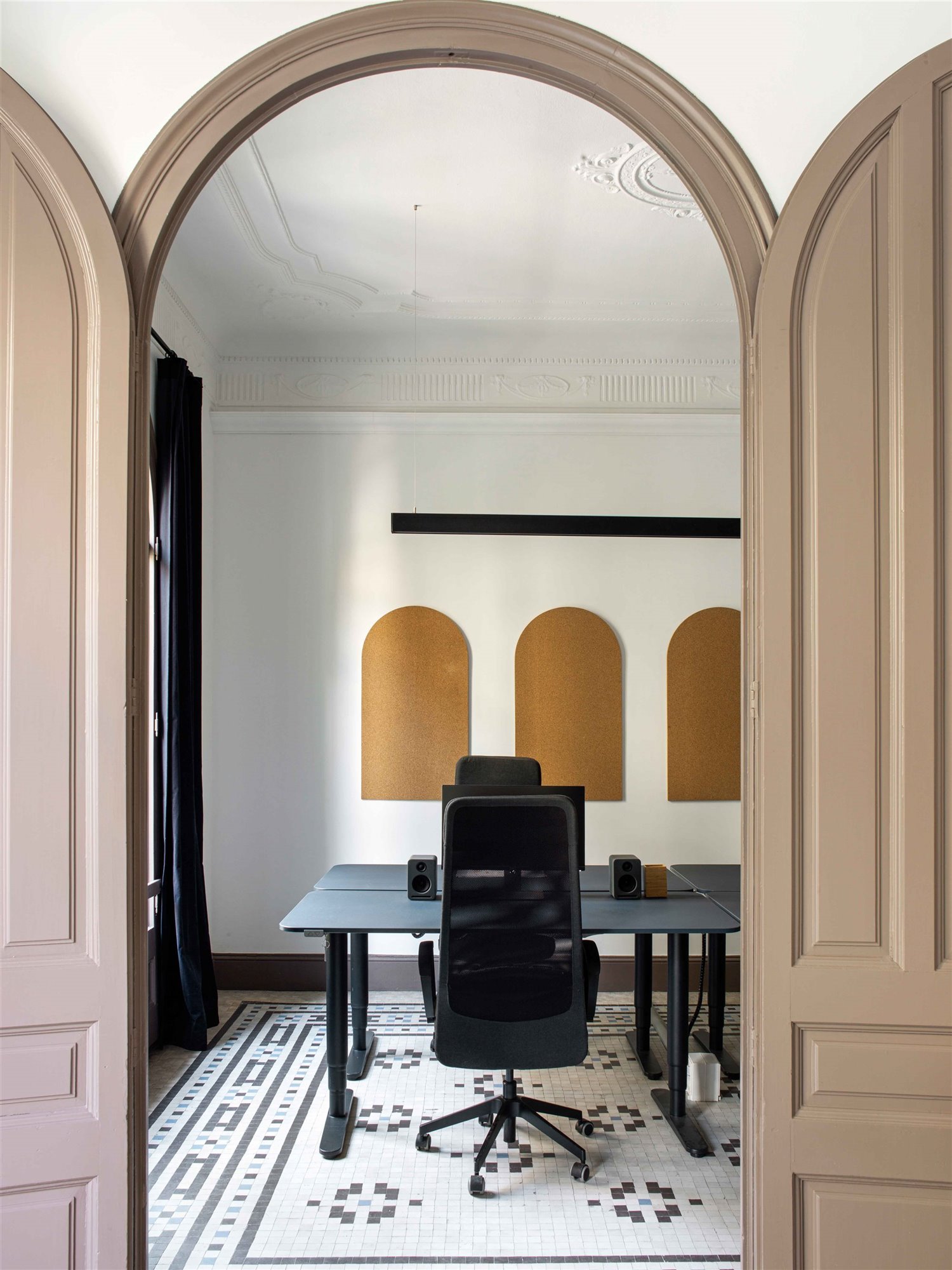 Una oficina de estilo Neo Art Deco en Barcelona en la que nos gustaría vivir 