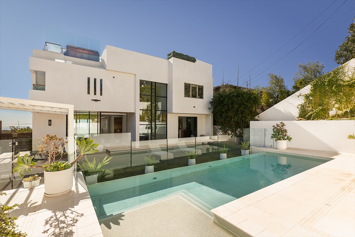 Casa de la supermodelo Tyra Banks en Pacific Palisades 10