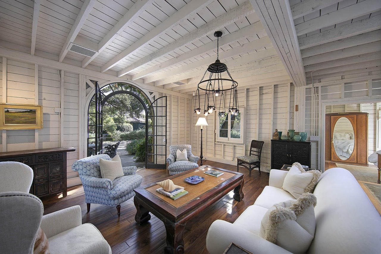Casa del cantante de Maroon 5 Adam Levine y la modelo Behati Prinsloo en Montecito 15
