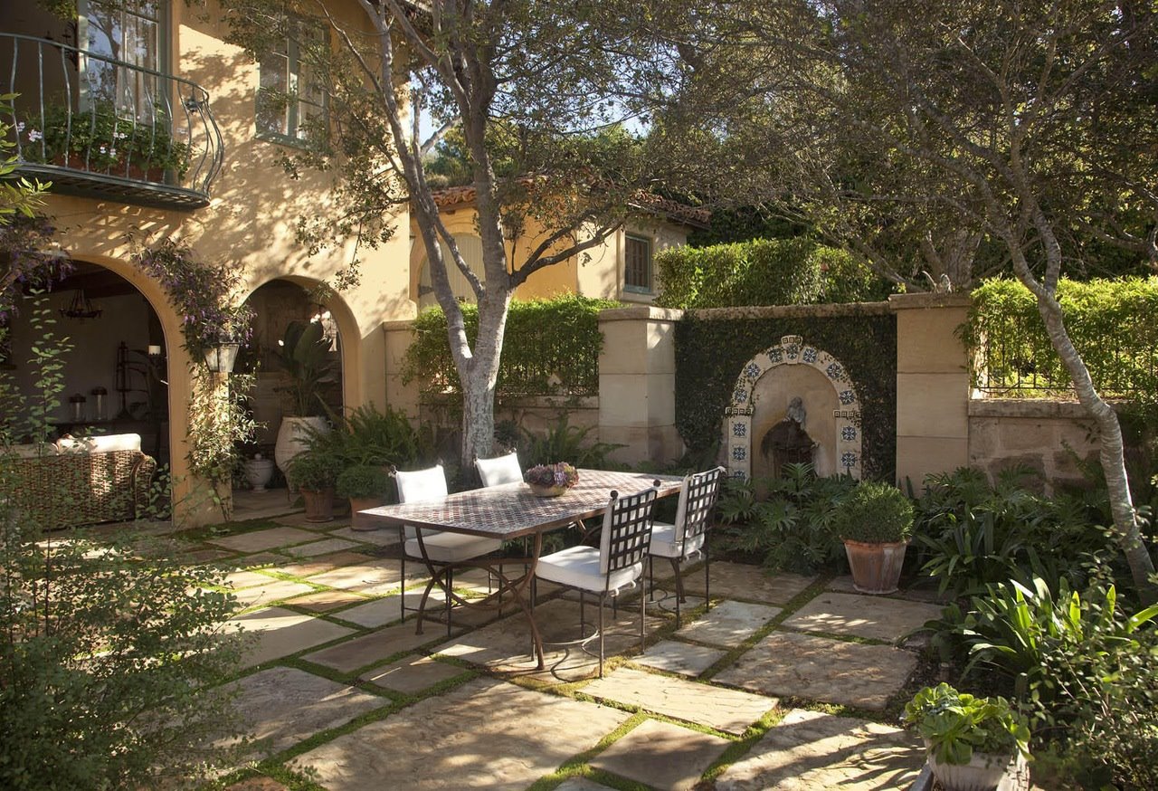 Casa del cantante de Maroon 5 Adam Levine y la modelo Behati Prinsloo en Montecito 9