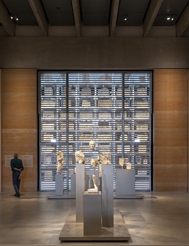 Foster+Partners revive el esplendor del Imperio romano en Narbona