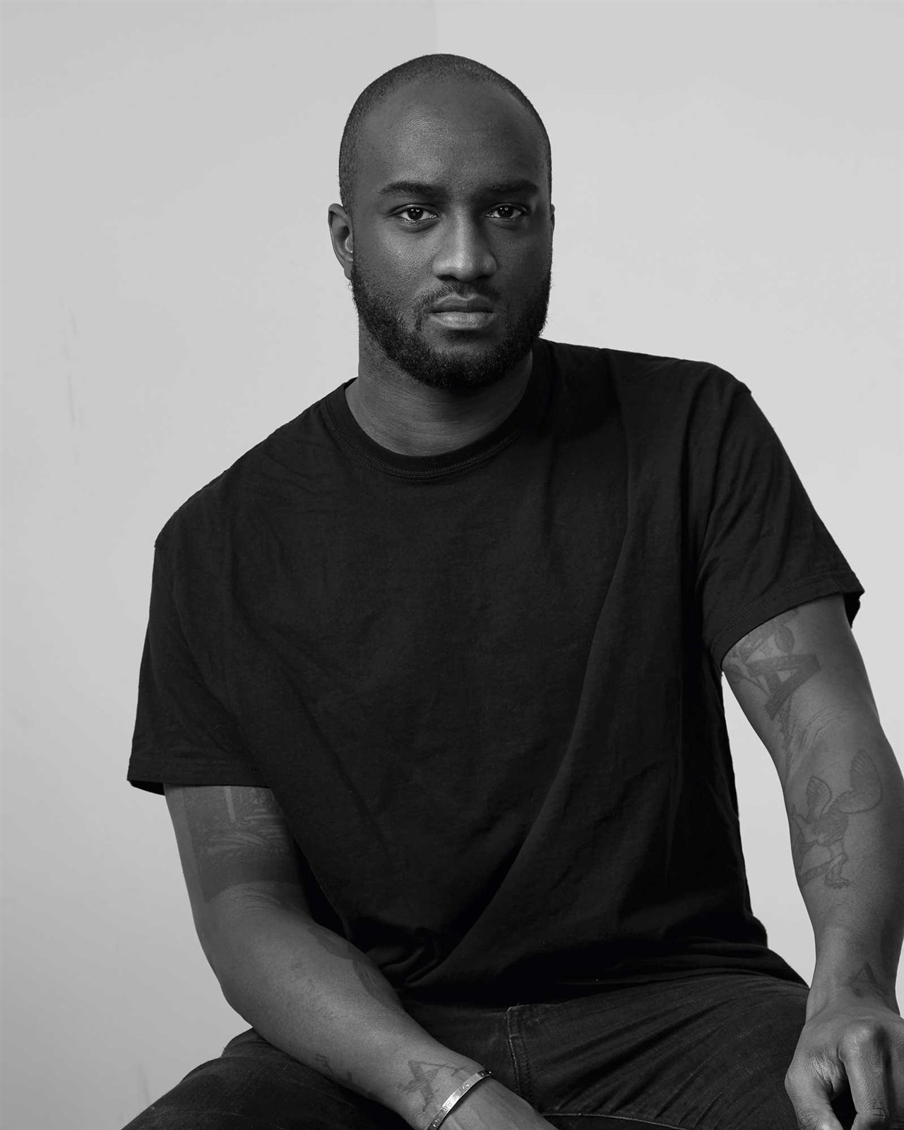 En el número de enero de Arquitectura y Diseño, repasamos la trayectoria del diseñador Virgil Abloh y te contamos por qué su huella en el mundo del diseño seguirá viva, después de su triste fallecimiento. 
