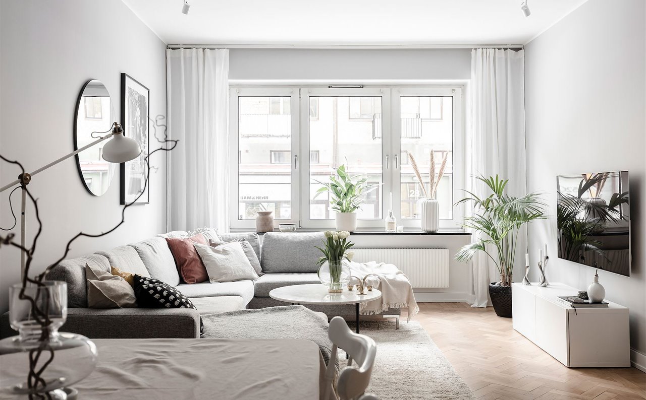 Piso pequeño con decoracion moderna en Suecia 