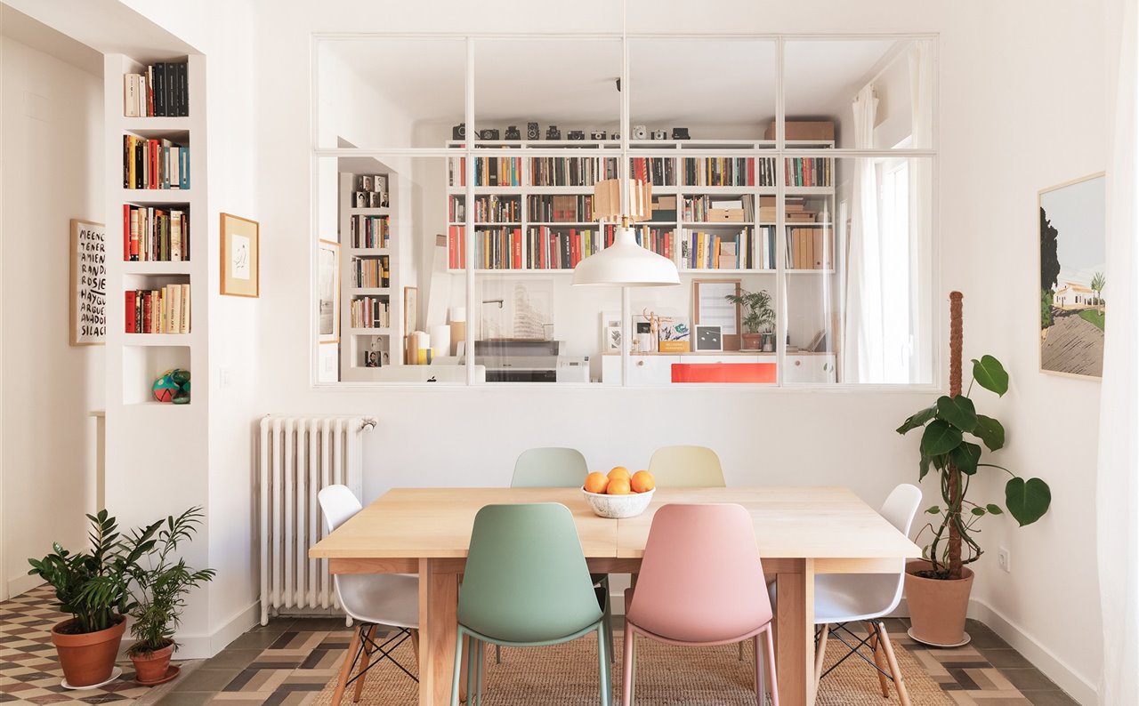 La zona de día de la casa-estudio de Ana Cubas