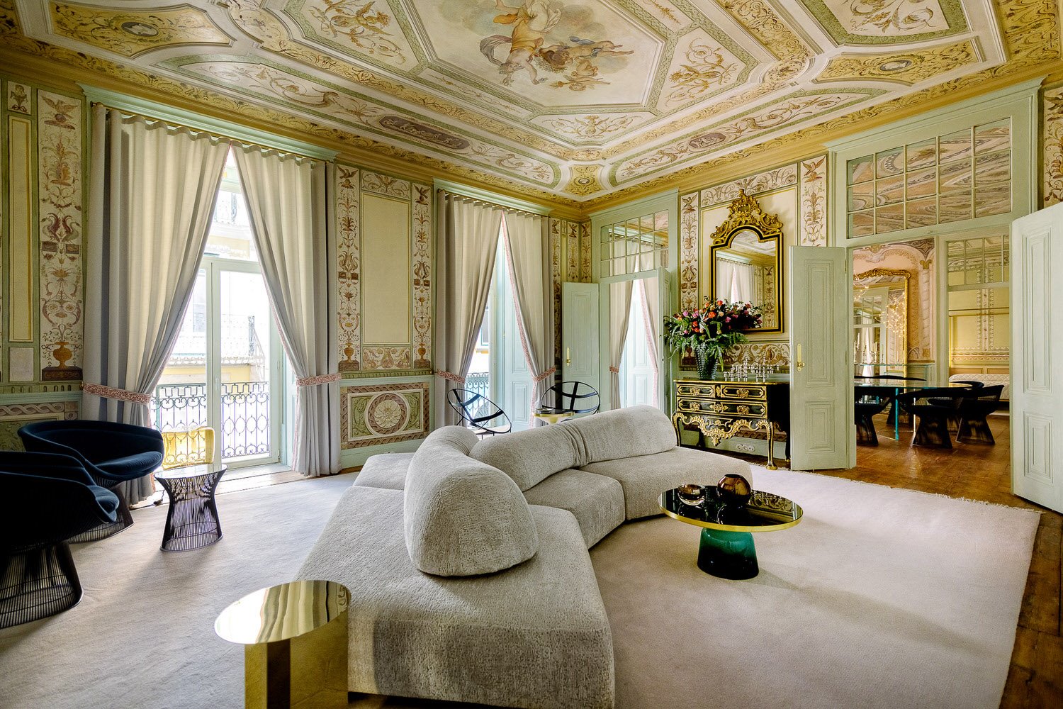 Apartamentos renovados en Lisboa salon