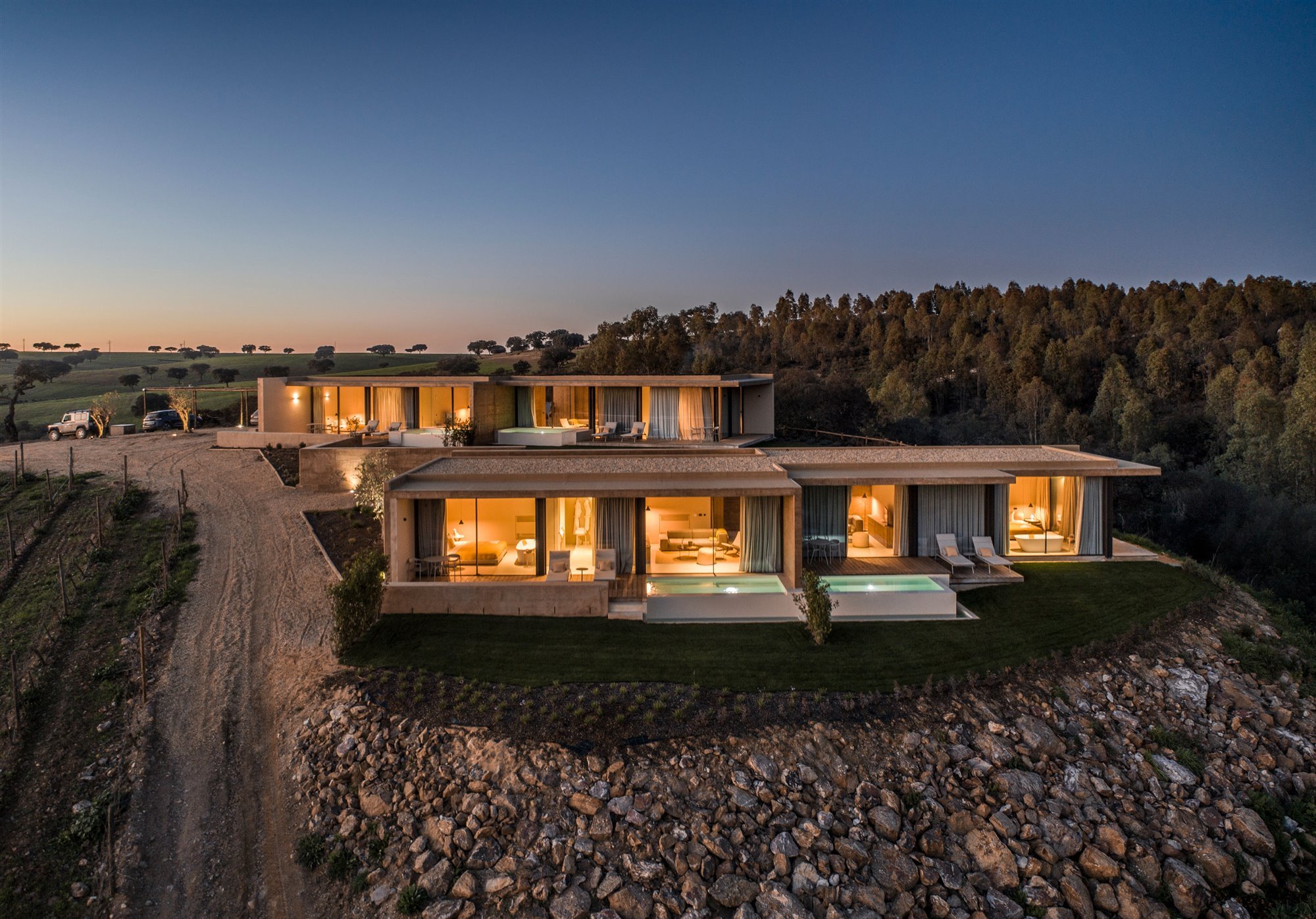 João-Guimarães Casa-das-Pedras 8