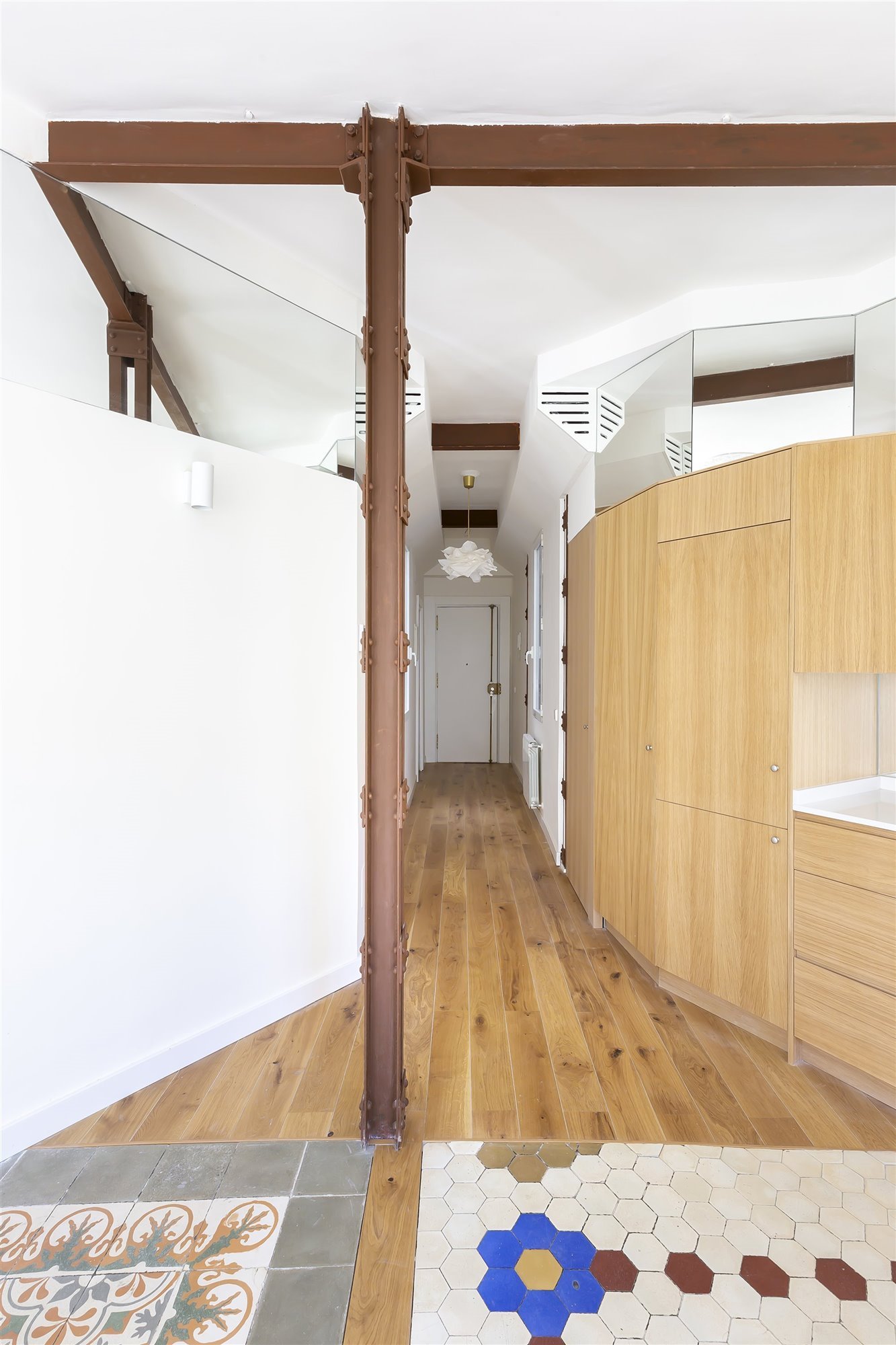 Alai Zarranz en colab Zar-edition-apartamento-rios-rosas-15 6584d303 1333x2000