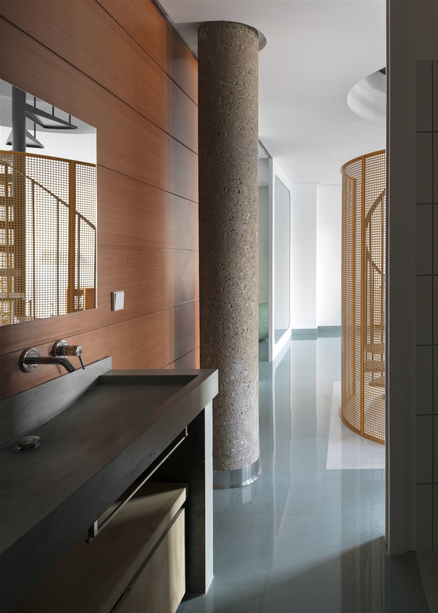 De oficina a vivienda-estudio en Valencia