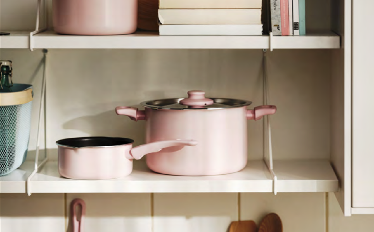 También para la cocina hay soluciones ingeniosas de almacenaje que ayudan a aprovechar el tiempo.
