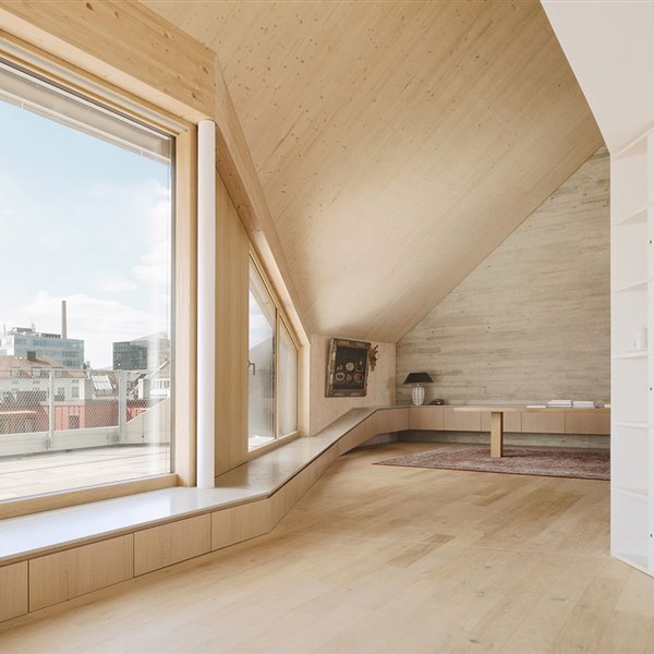 Diez casas que demuestran la versatilidad y fuerza de la madera en interiorismo