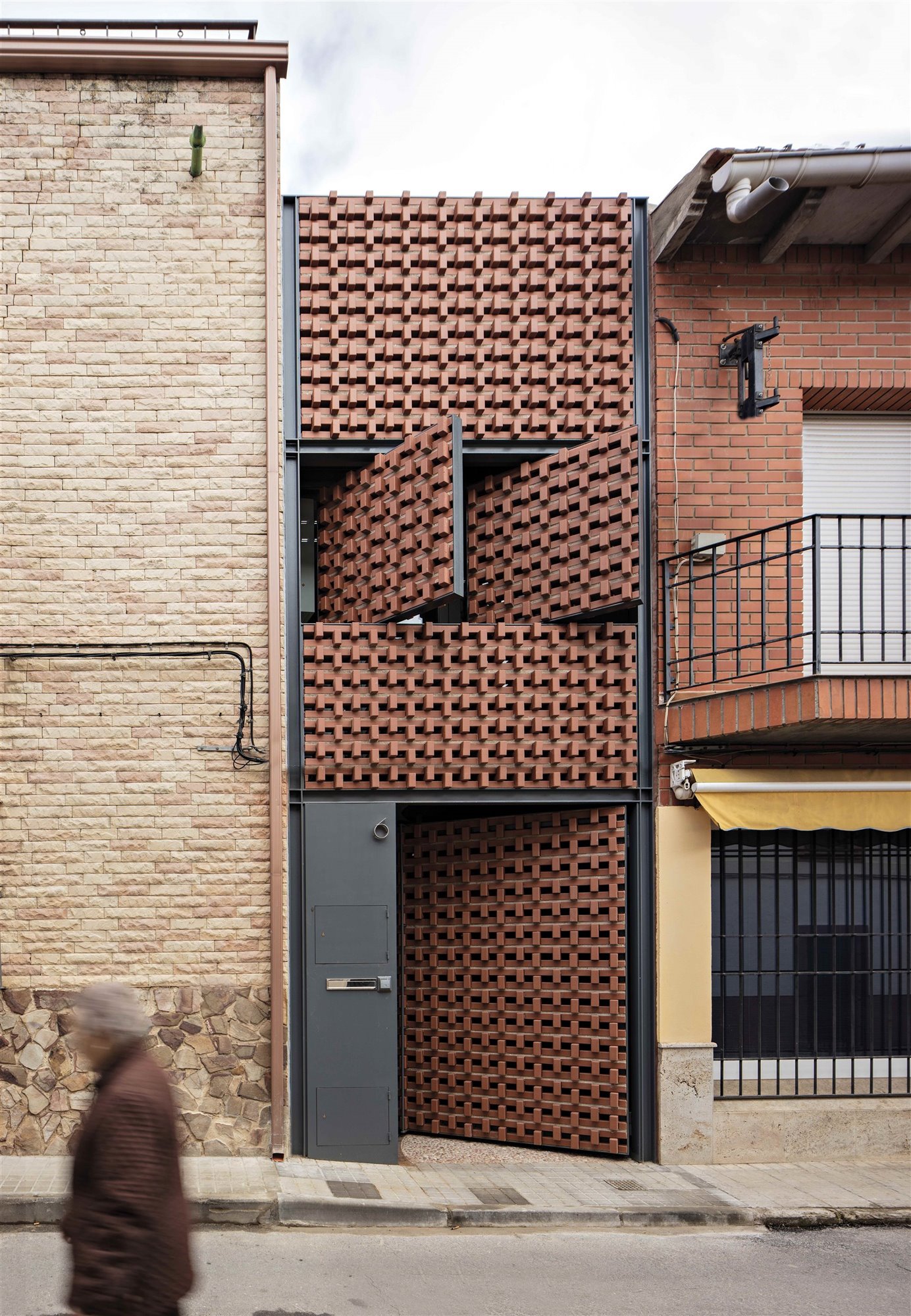 La sólida modernidad del ladrillo