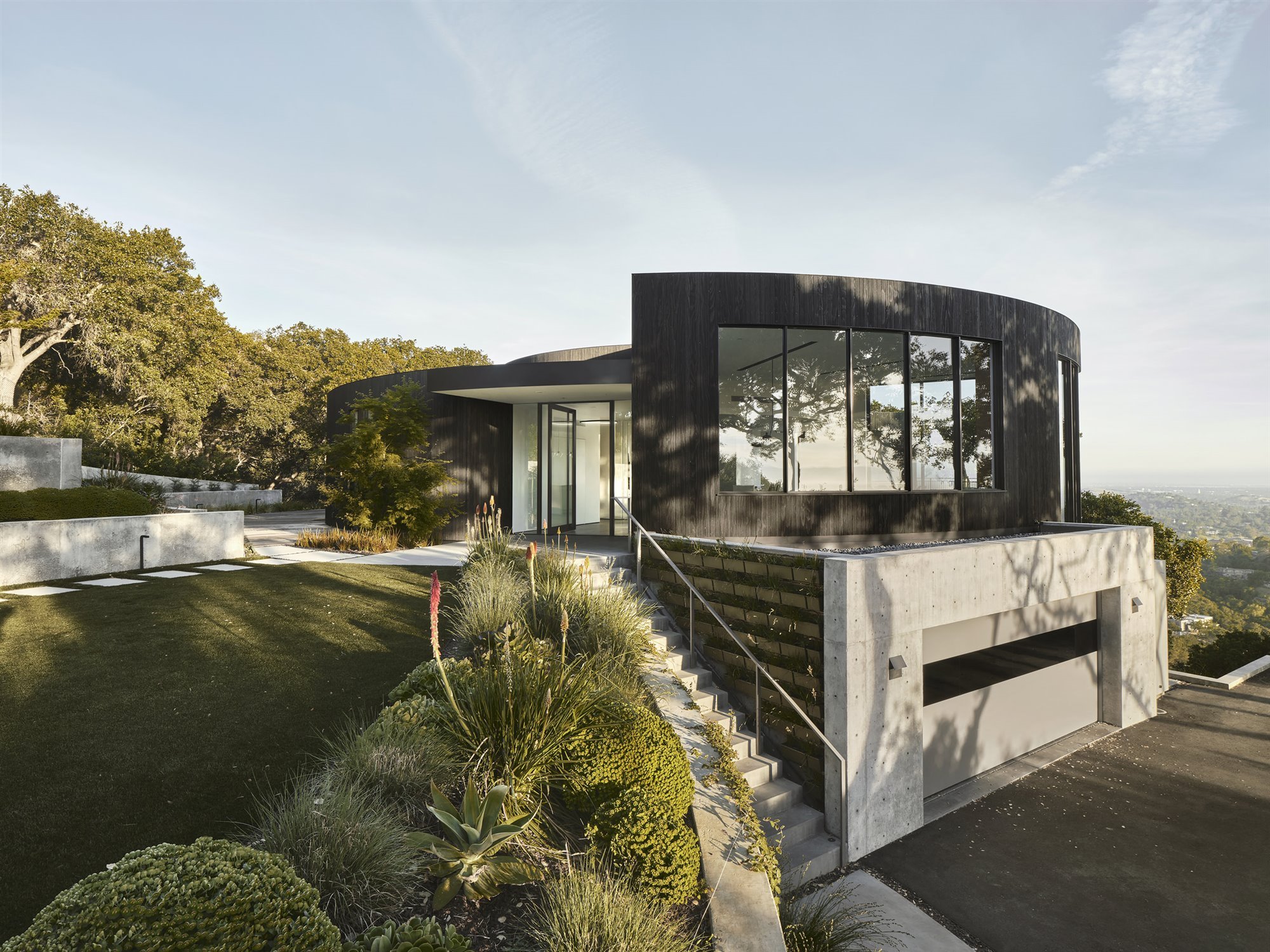 Round House AR 02