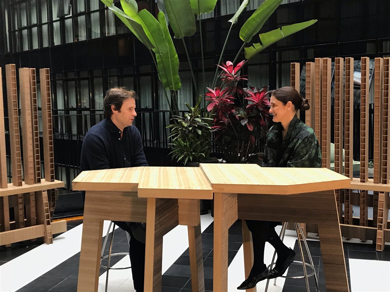 Iker Ochotorena y Paloma Cañizares en uno de los encuentros de MDF Studio