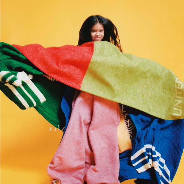 Por supuesto, la primera colección para hogar de Benetton está llena de color