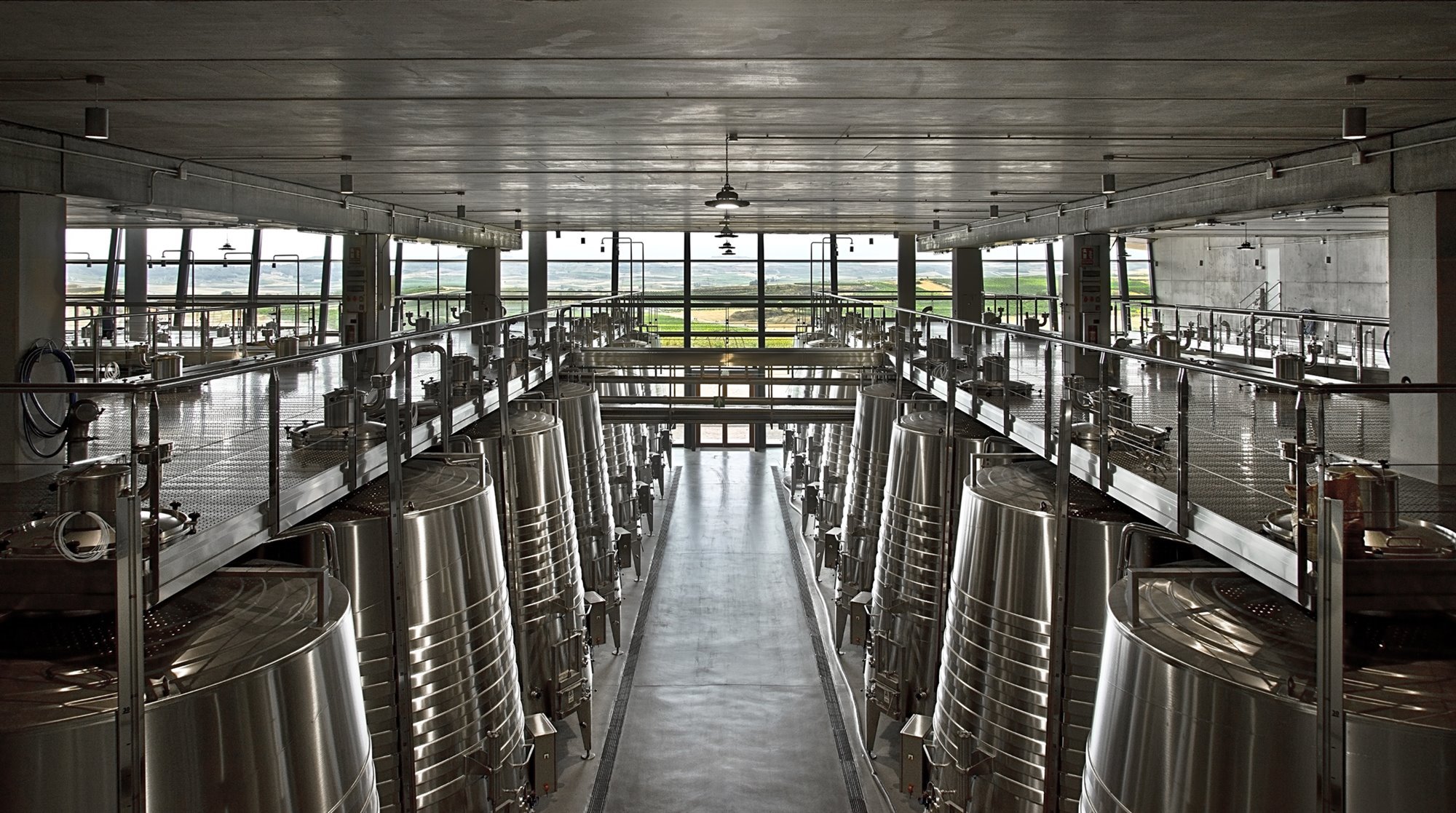Bodegas Beronia. Lo funcional, bajo rasante