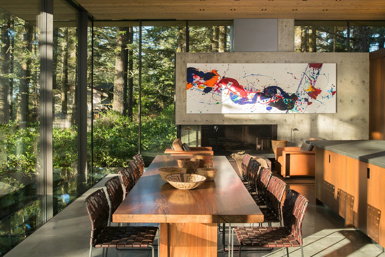 tofino beach house olson kundig comedor
