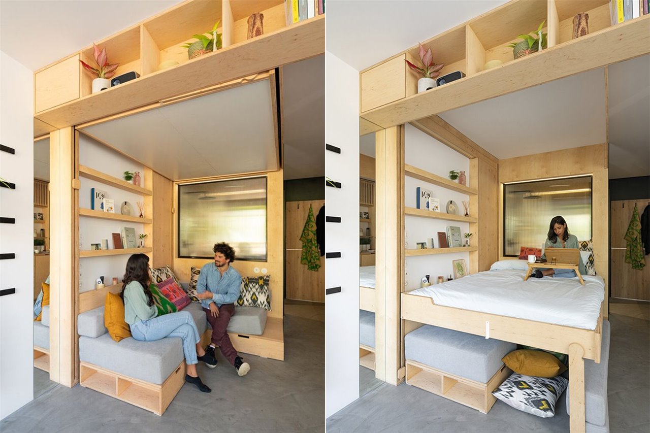 Su interior está diseñado con mobiliario transformable para reconfigurar el espacio para diversos usos.