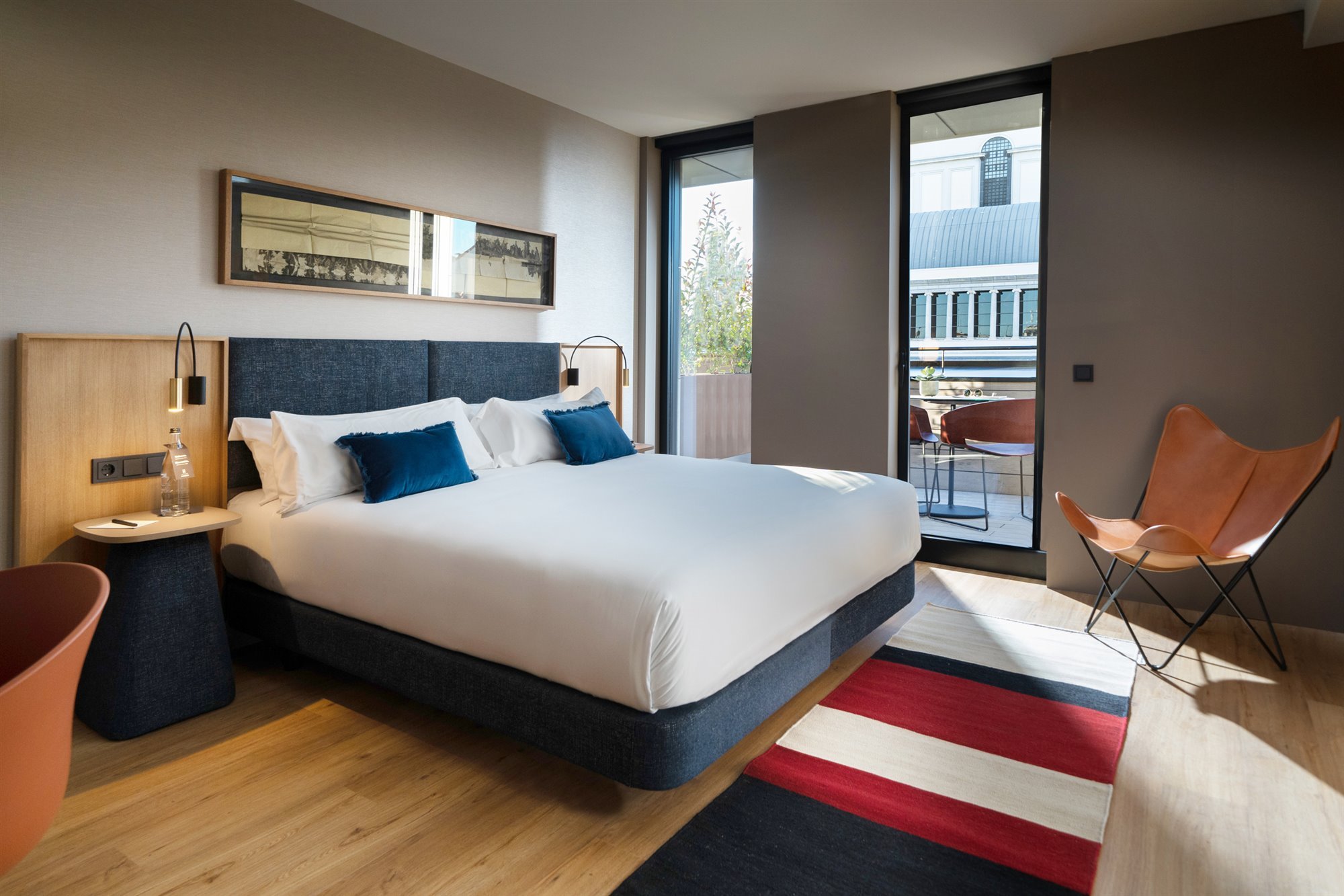 ocean drive madrid hotel dormitorio alfombra