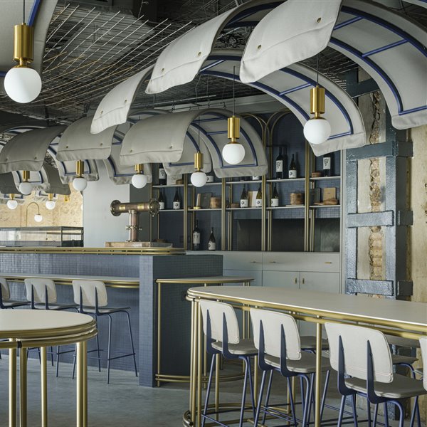 El diseño de este restaurante valenciano homenajea a los mercadillos populares