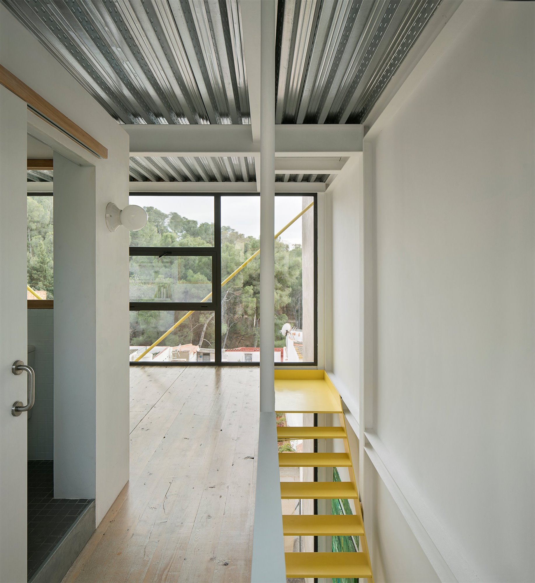 Escalera casa collumpio Mach Barcelona