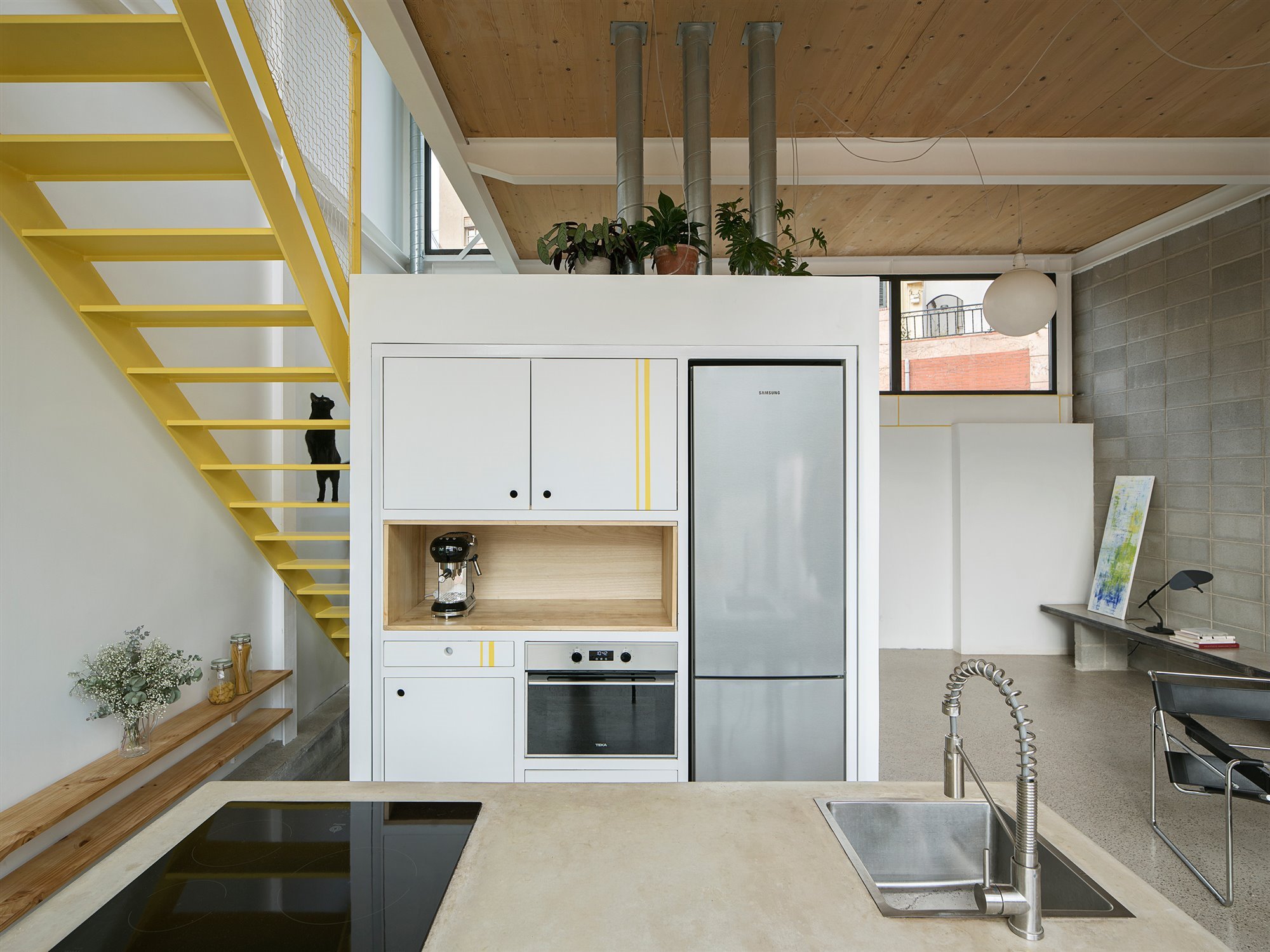 Módulo cocina pequeña casa Collumpio Mach Barcelona