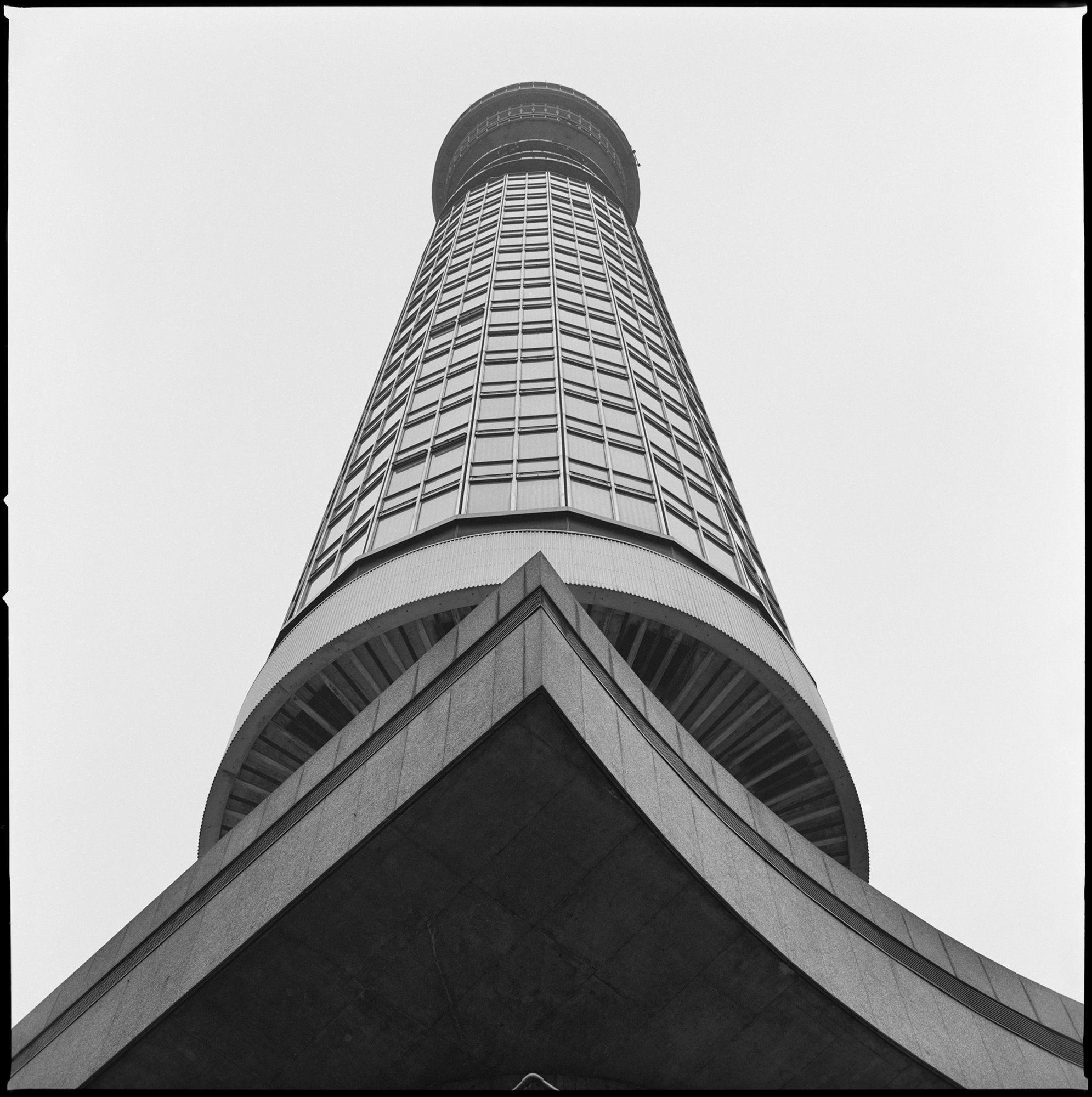 Post office Tower, Londres, Reino Unido. 