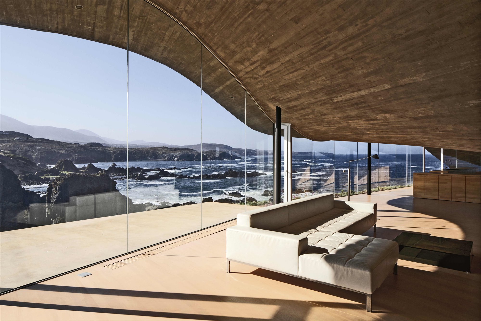 Built to Inspire Philip Jodidio, house in los vilos de Ryue Nishizawa