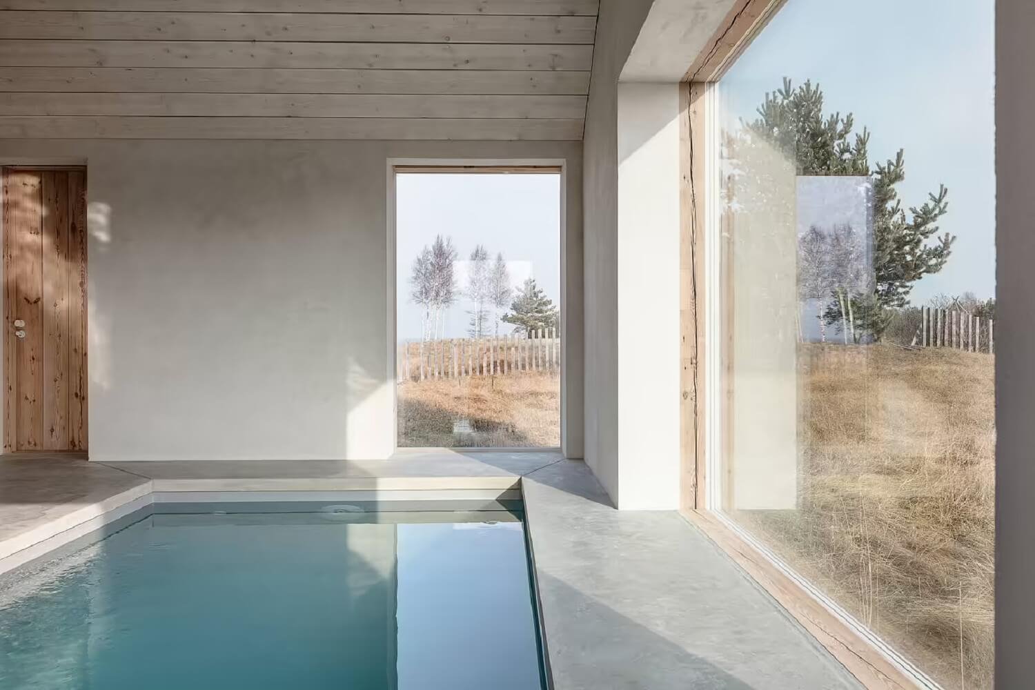 Casa Letonia piscina