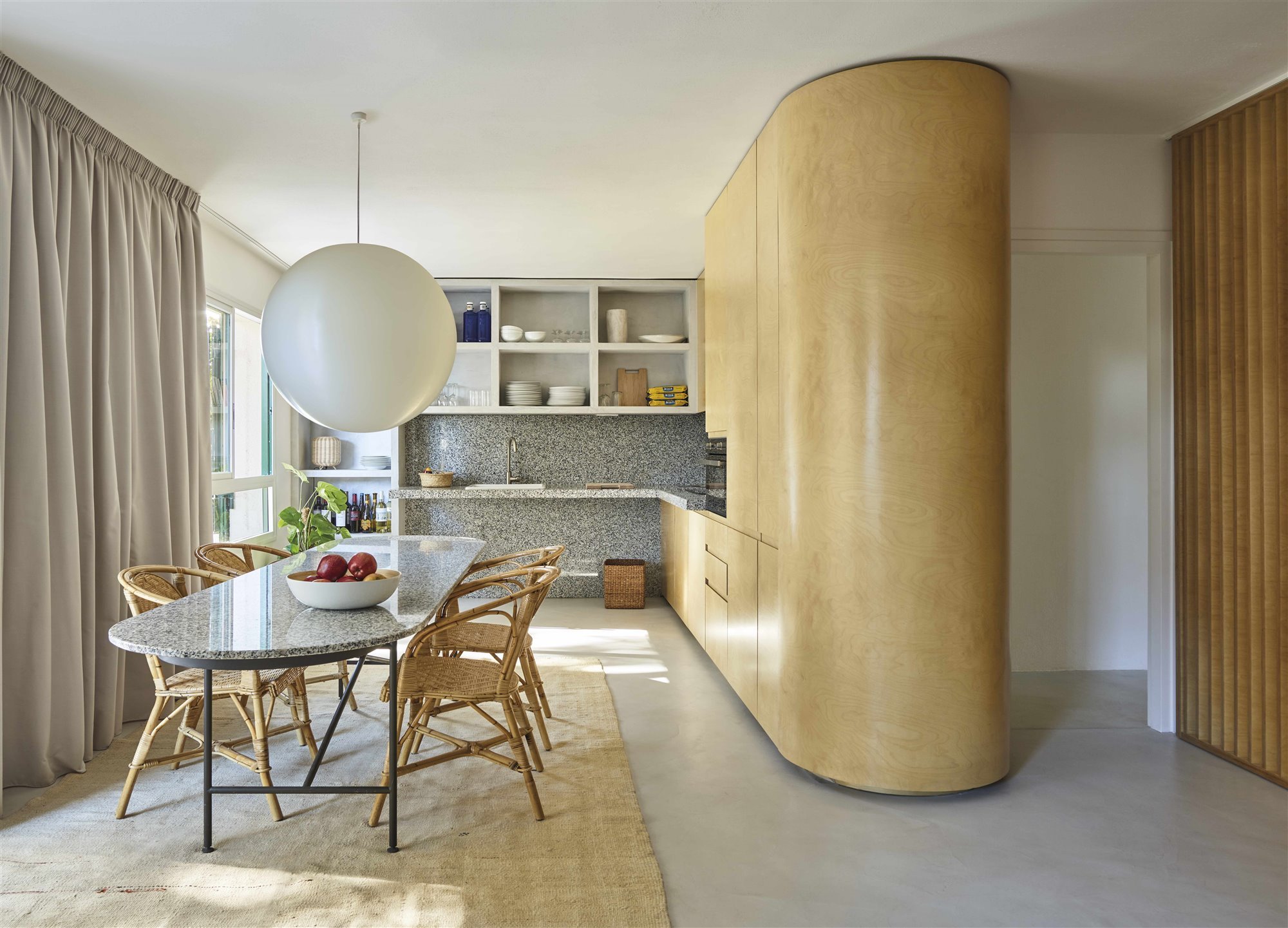apartamento Marcos Catalán cocina madera