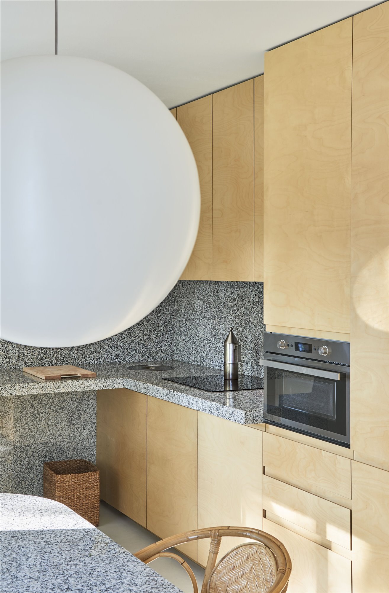 apartamento Marcos Catalán cocina madera